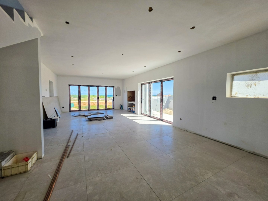 3 Bedroom Property for Sale in Stilbaai Oos Western Cape